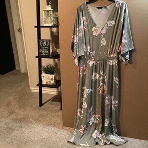G by Giuliana Floral Maxi Dress